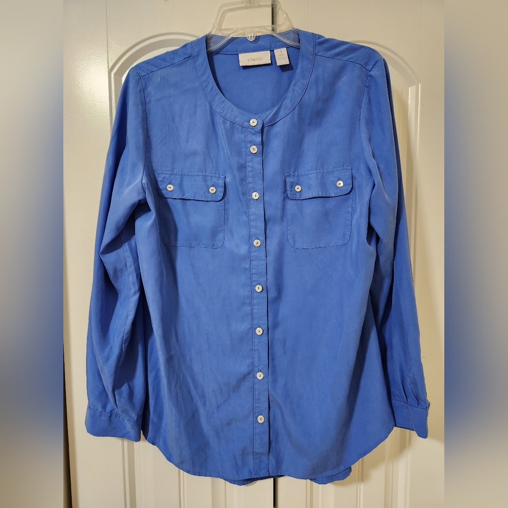 Chico's Blue Button Down Top Sz 1 (M)!